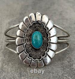 Vintage Native American Navajo Turquoise LARGE CONCHO Sterling Silver Bracelet