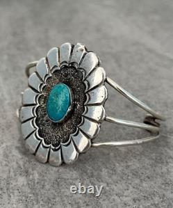 Vintage Native American Navajo Turquoise LARGE CONCHO Sterling Silver Bracelet