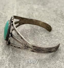 Vintage Native American Navajo Turquoise Split Shank Sterling silver Bracelet