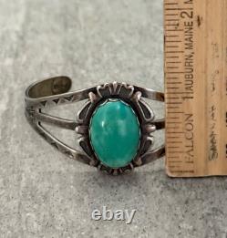 Vintage Native American Navajo Turquoise Split Shank Sterling silver Bracelet
