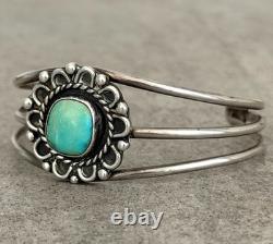 Vintage Native American Navajo Turquoise Sterling Silver Bracelet 6.6 in