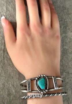 Vintage Native American Navajo Turquoise Sterling silver Bracelet