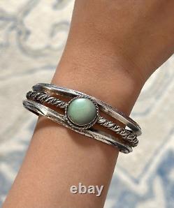 Vintage Native American Navajo Turquoise Sterling silver Bracelet