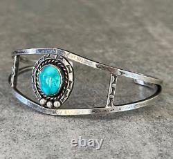 Vintage Native American Navajo Turquoise Sterling silver Bracelet