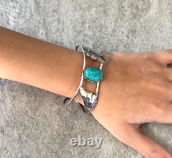 Vintage Native American Navajo Turquoise Sterling silver Bracelet