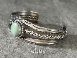 Vintage Native American Navajo Turquoise Sterling silver Bracelet