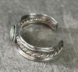 Vintage Native American Navajo Turquoise Sterling silver Bracelet