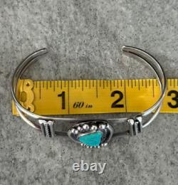 Vintage Native American Navajo Turquoise Sterling silver Bracelet