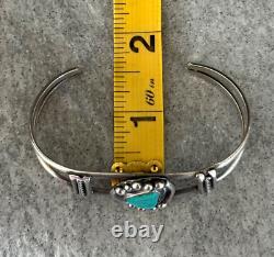 Vintage Native American Navajo Turquoise Sterling silver Bracelet