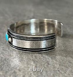Vintage Native American Navajo Turquoise Sterling silver Bracelet