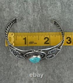 Vintage Native American Navajo Turquoise Sterling silver Bracelet cuff