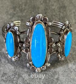 Vintage Native American Navajo Turquoise Sterling silver Bracelet signed