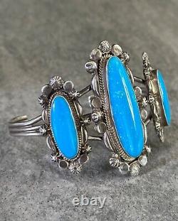 Vintage Native American Navajo Turquoise Sterling silver Bracelet signed