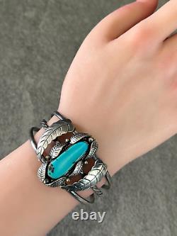 Vintage Native American Navajo Turquoise Sterling silver Cuff Bracelet