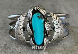 Vintage Native American Navajo Turquoise Sterling silver Cuff Bracelet