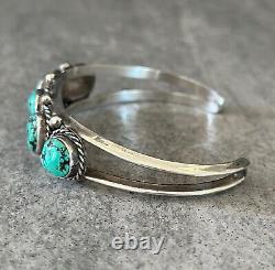 Vintage Native American Navajo Turquoise Sterling silver Cuff Bracelet