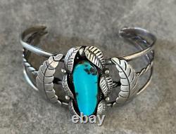 Vintage Native American Navajo Turquoise Sterling silver Cuff Bracelet