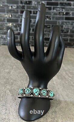 Vintage Native American Navajo Turquoise Sterling silver Cuff Bracelet