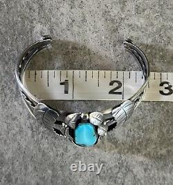 Vintage Native American Navajo Turquoise Sterling silver Cuff Bracelet