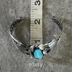 Vintage Native American Navajo Turquoise Sterling silver Cuff Bracelet