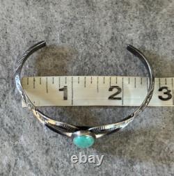 Vintage Native American Navajo Turquoise Sterling silver Knife edge Bracelet