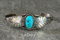 Vintage Native American Navajo light blue Turquoise Sterling silver Bracelet