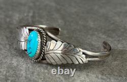 Vintage Native American Navajo light blue Turquoise Sterling silver Bracelet