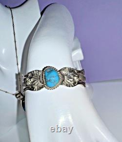 Vintage Native American Navajo made Silver Bracelet Beautiful Turquoise K-Billah