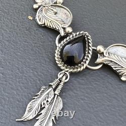 Vintage Native American Necklace. Sterling Silver. Onyx. Navajo Jewelry