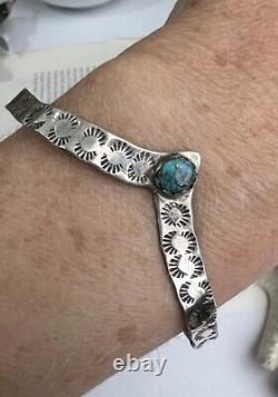 Vintage Native American Sterling Cuff Bracelet Blue Turquoise Heart Jewelry