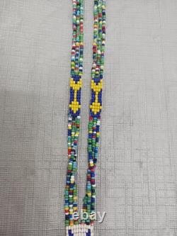 Vintage Native American Style Beaded jewelry Necklace Cerca 1970s