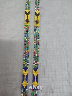 Vintage Native American Style Beaded jewelry Necklace Cerca 1970s