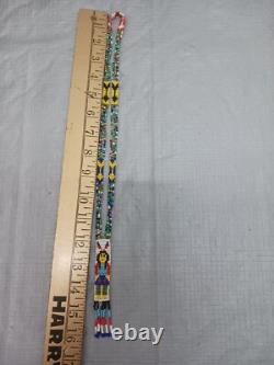 Vintage Native American Style Beaded jewelry Necklace Cerca 1970s Vintage Native American Style Beaded jewelry Necklace Cerca 1970s