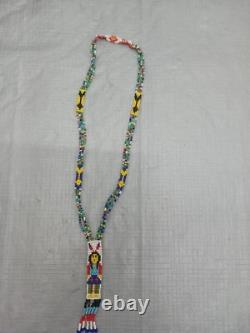 Vintage Native American Style Beaded jewelry Necklace Cerca 1970s