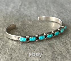 Vintage Native American ZUNI Carved Turquoise Sterling silver Bracelet
