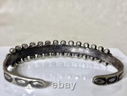 Vintage Native American ZUNI HANDCUT Turquoise Snake eye Sterling Bracelet 18g