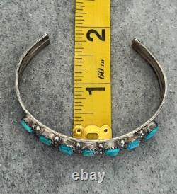 Vintage Native American ZUNI HAND CUT Turquoise Sterling Bracelet 6.5 in