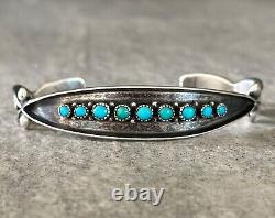 Vintage Native American Zuni Turquoise Sterling silver Bracelet SIGNED