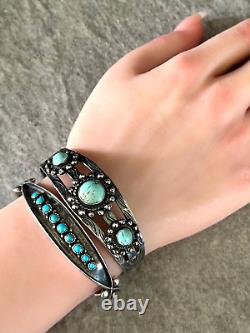 Vintage Native American Zuni Turquoise Sterling silver Bracelet SIGNED