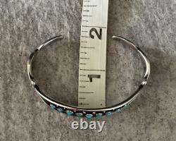 Vintage Native American Zuni Turquoise Sterling silver Bracelet SIGNED