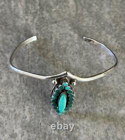 Vintage Native American Zuni Turquoise flush inlay Sterling silver Bracelet