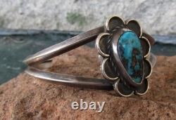 Vintage Native American petite Turquoise cuff bracelet