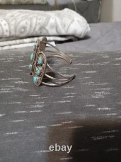 Vintage Navaho Kingman Tourquoise Cuff Bracelet. Marked Sterling Silver Cir 1970