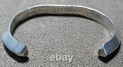 Vintage Navajo Heavy Sterling Silver Carinated Angle Knife Edge Cuff Bracelet