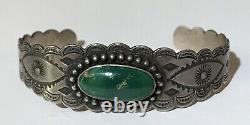 Vintage Navajo Indian Eyes & Arrows Silver Turquoise Scalloped Cuff Bracelet