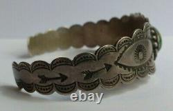 Vintage Navajo Indian Eyes & Arrows Silver Turquoise Scalloped Cuff Bracelet