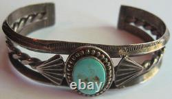 Vintage Navajo Indian Handsome Design Weighty Silver Turquoise Cuff Bracelet