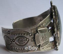 Vintage Navajo Indian Silver Thunderbirds & Scenic Agate Cuff Bracelet