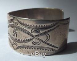 Vintage Navajo Indian Silver Whirling Logs Cuff Bracelet