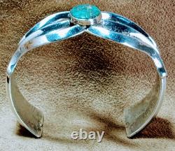 Vintage Navajo Native American Sterling Silver Natural Turquoise Cuff Bracelet